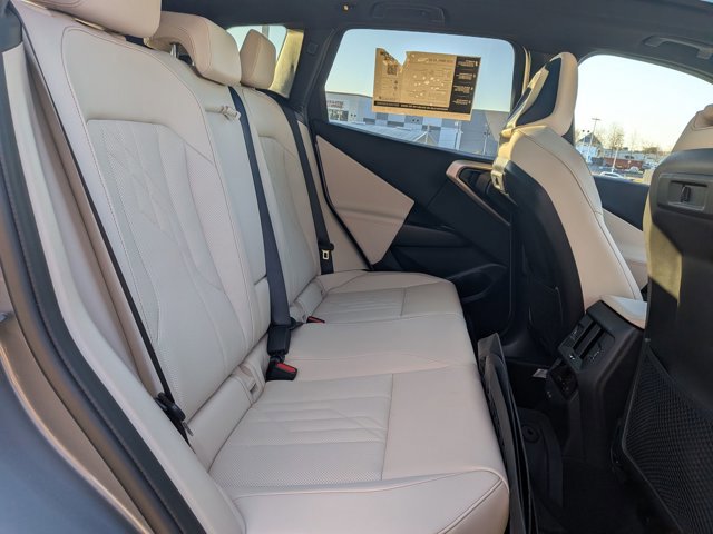 Used 2025 BMW X3 xDrive30i w/ Premium Package image 19