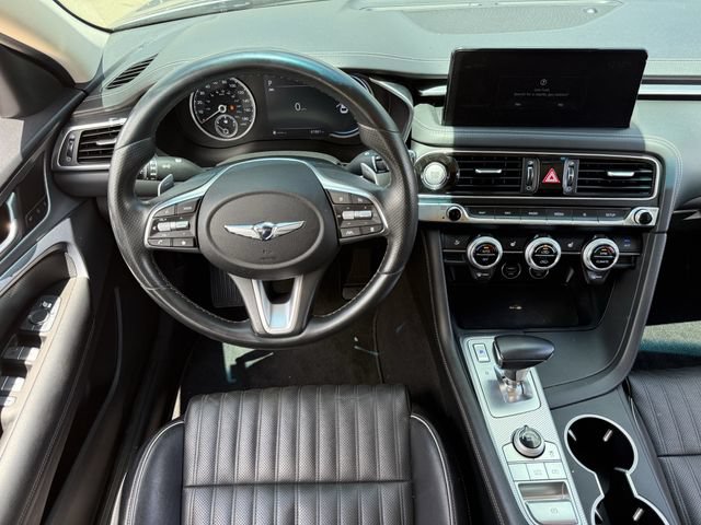 Used 2022 Genesis G70 3.3T RWD image 11