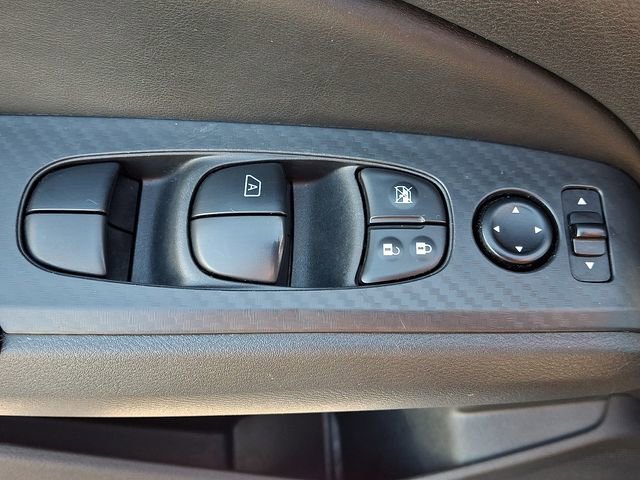 Used 2024 Nissan Altima 2.5 SV image 24