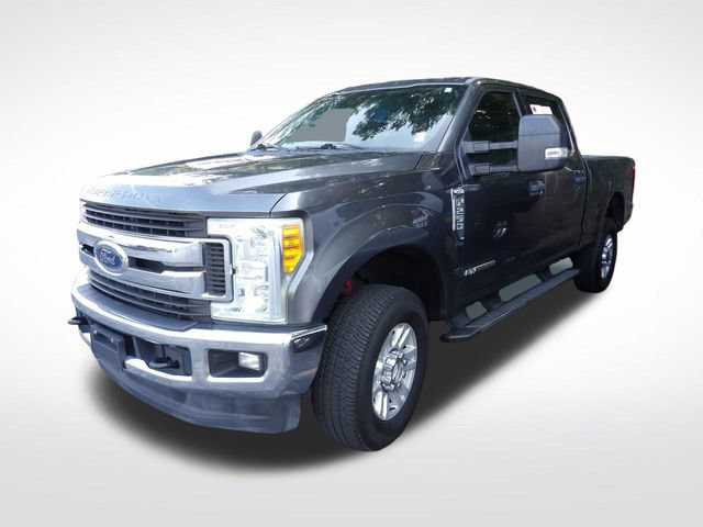 Used 2017 Ford F250 XLT w/ XLT Value Package AWD/4WD image 9