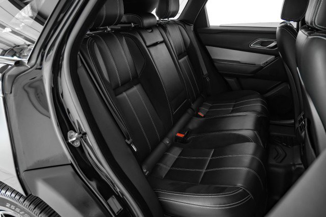 Used 2020 Land Rover Range Rover Velar R-Dynamic S image 32