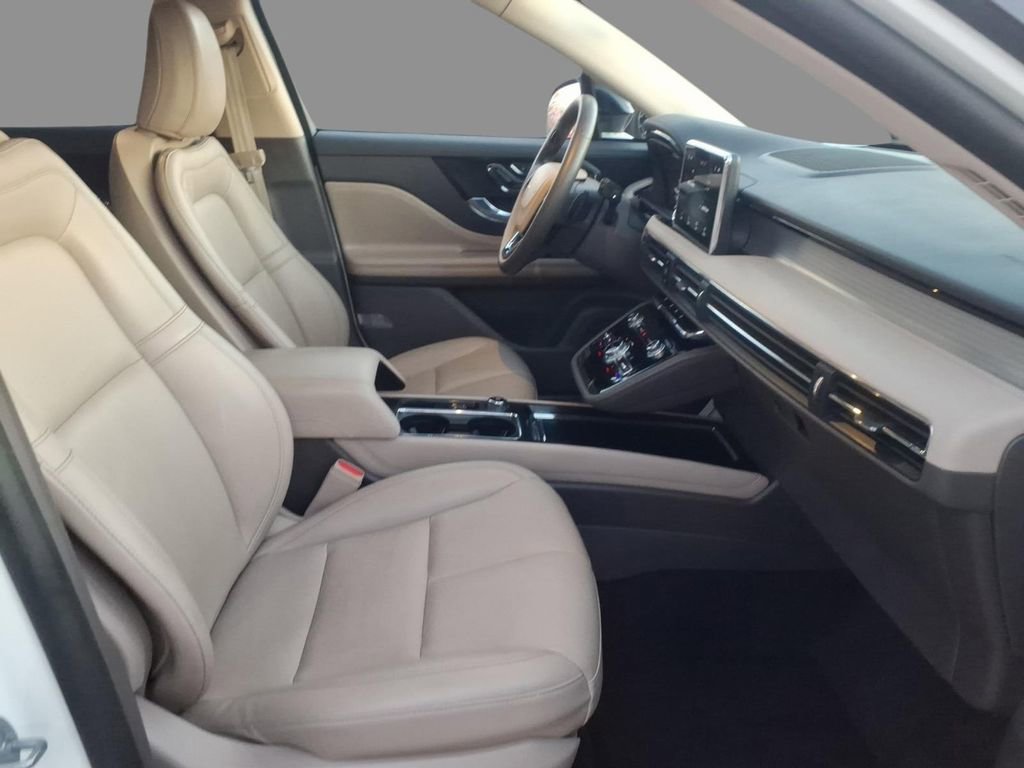 Certified 2022 Lincoln Corsair FWD image 13