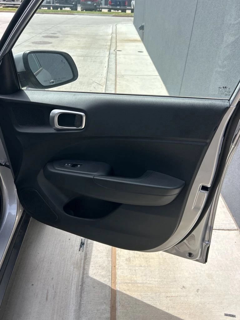New 2026 Hyundai Venue SEL FWD image 14