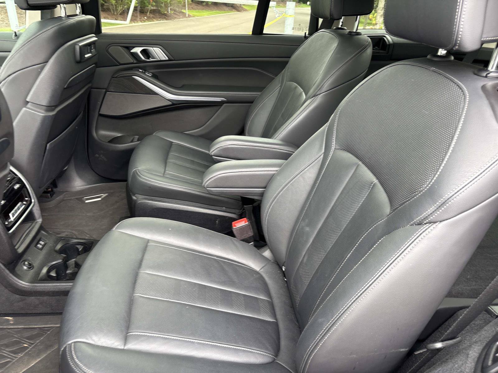 Used 2020 BMW X7 xDrive40i w/ Executive Package AWD/4WD image 33