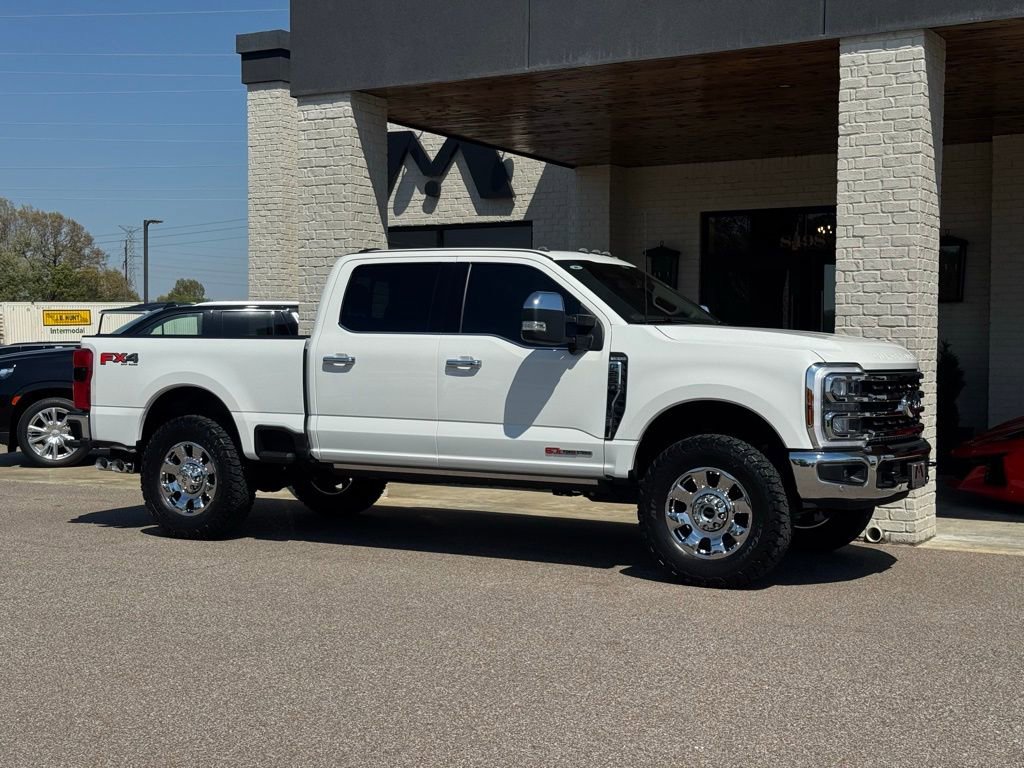 Used 2025 Ford F250 King Ranch w/ Chrome Package image 19