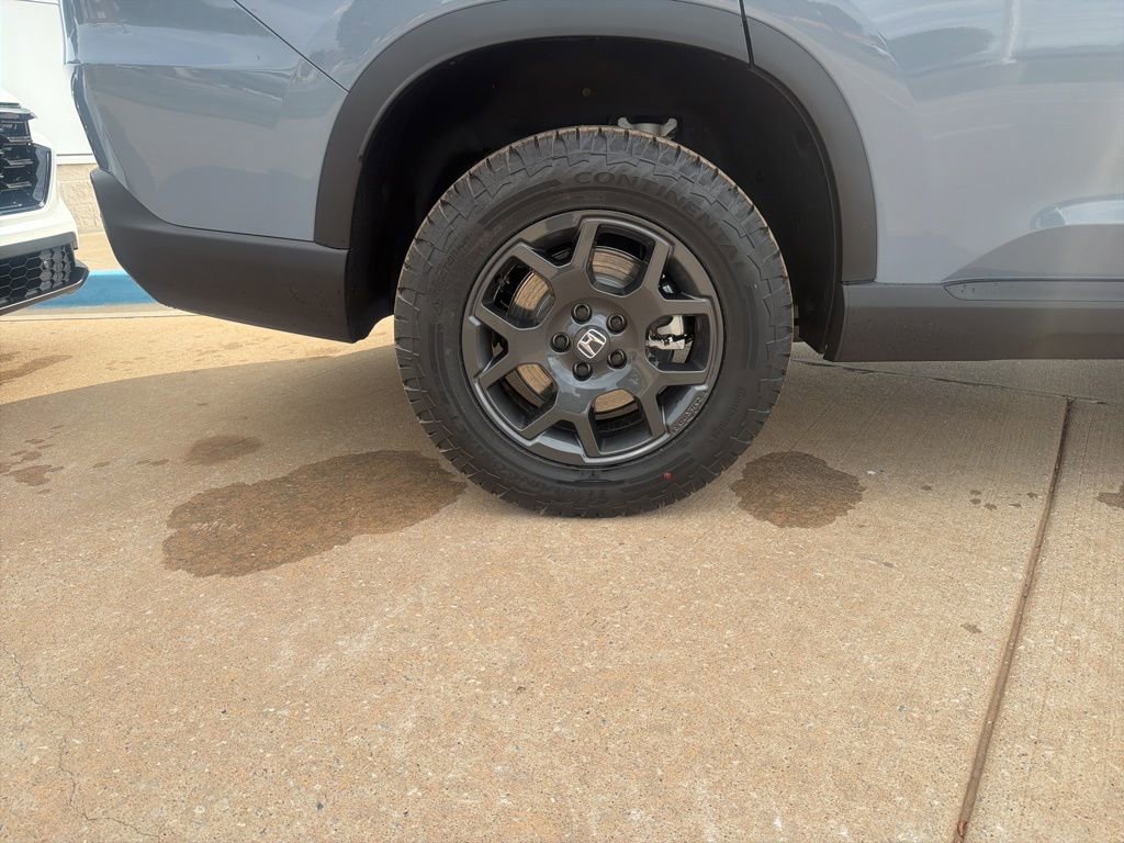 New 2026 Honda Pilot TrailSport image 32