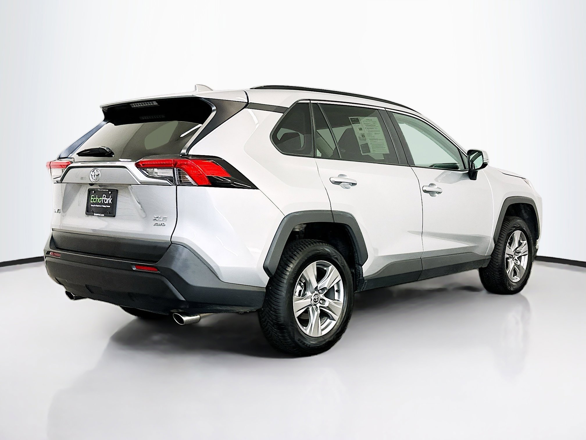 Used 2024 Toyota RAV4 XLE image 9