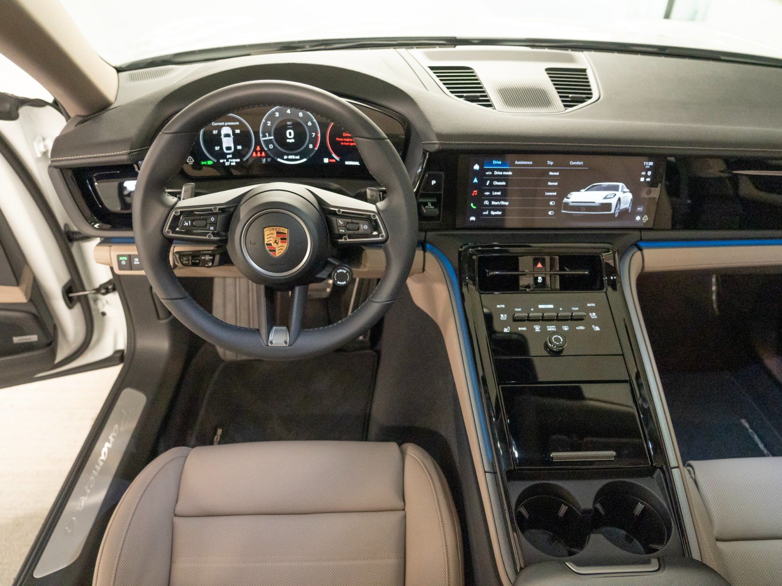 New 2026 Porsche Panamera 4 AWD/4WD image 27