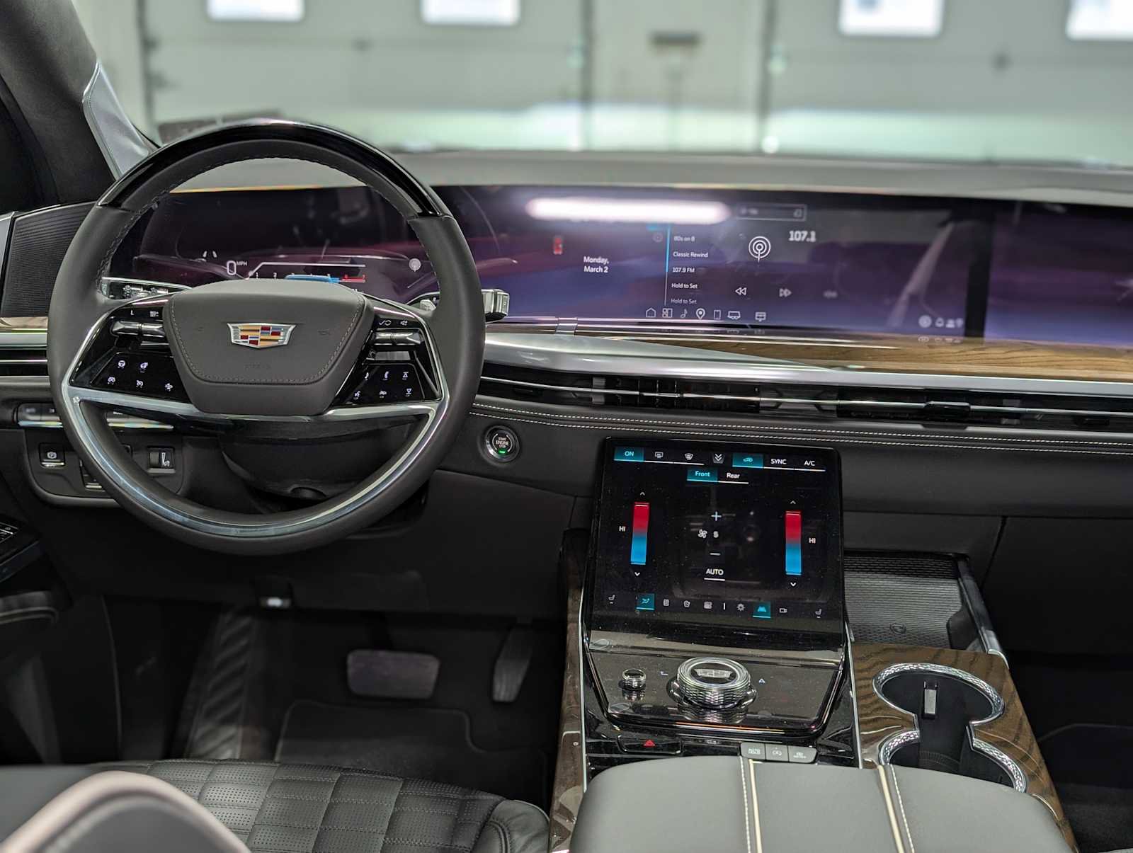 New 2026 Cadillac Escalade Platinum Sport w/ LPO, ONYX Package image 5