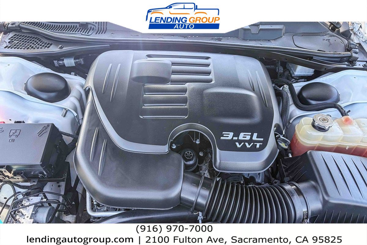 Used 2022 Dodge Challenger SXT RWD image 26