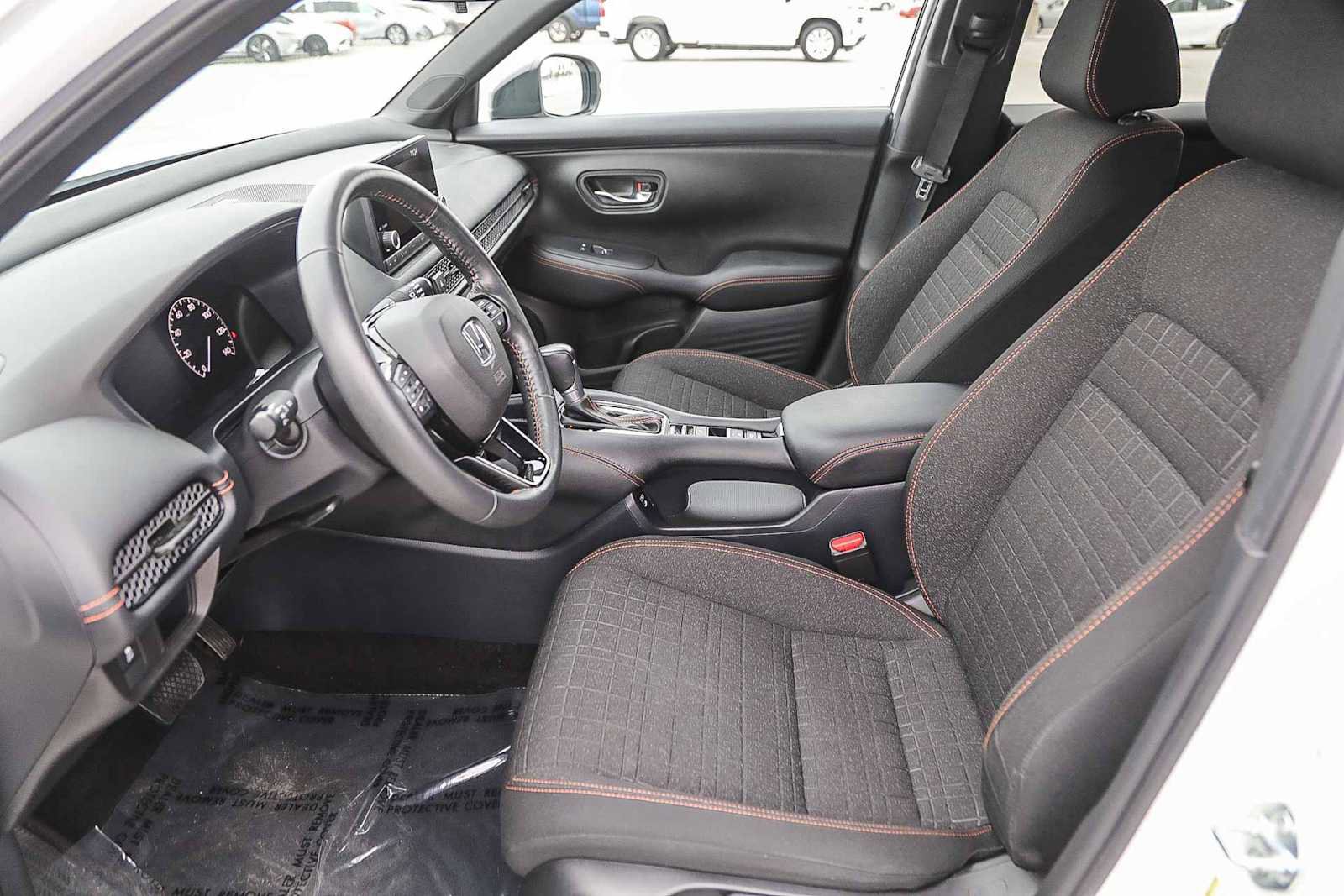 Used 2024 Honda HR-V Sport image 17