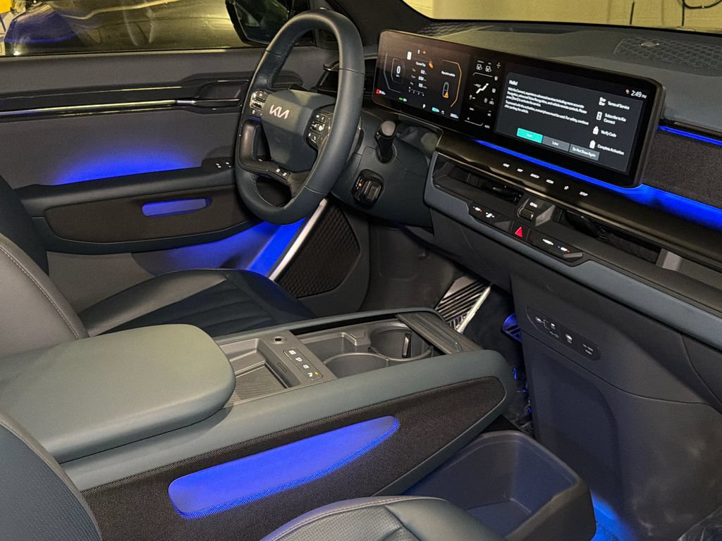 Certified 2024 Kia EV9 GT-Line AWD/4WD image 18