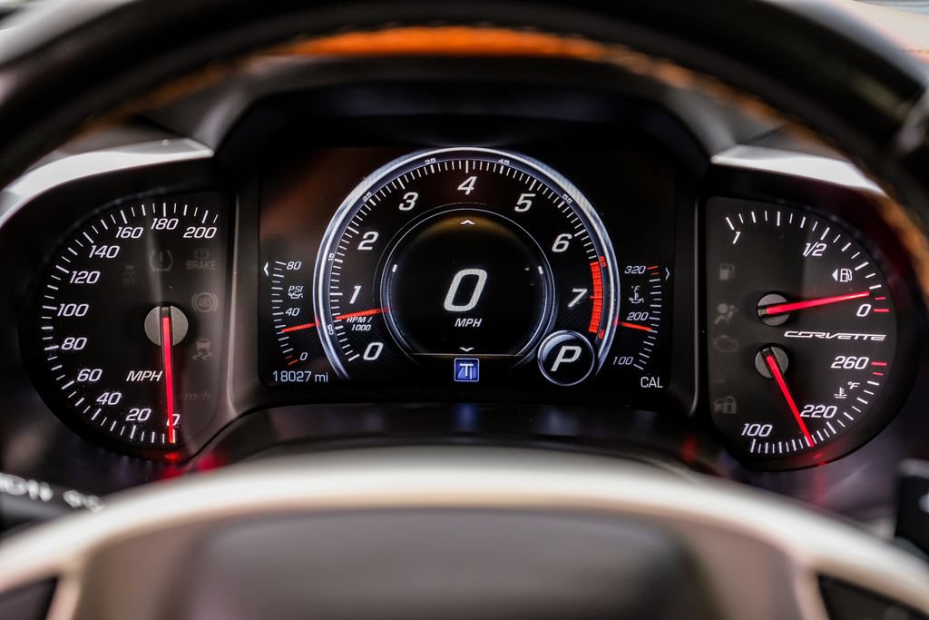 Used 2018 Chevrolet Corvette Stingray Convertible Z51 2LT RWD image 23