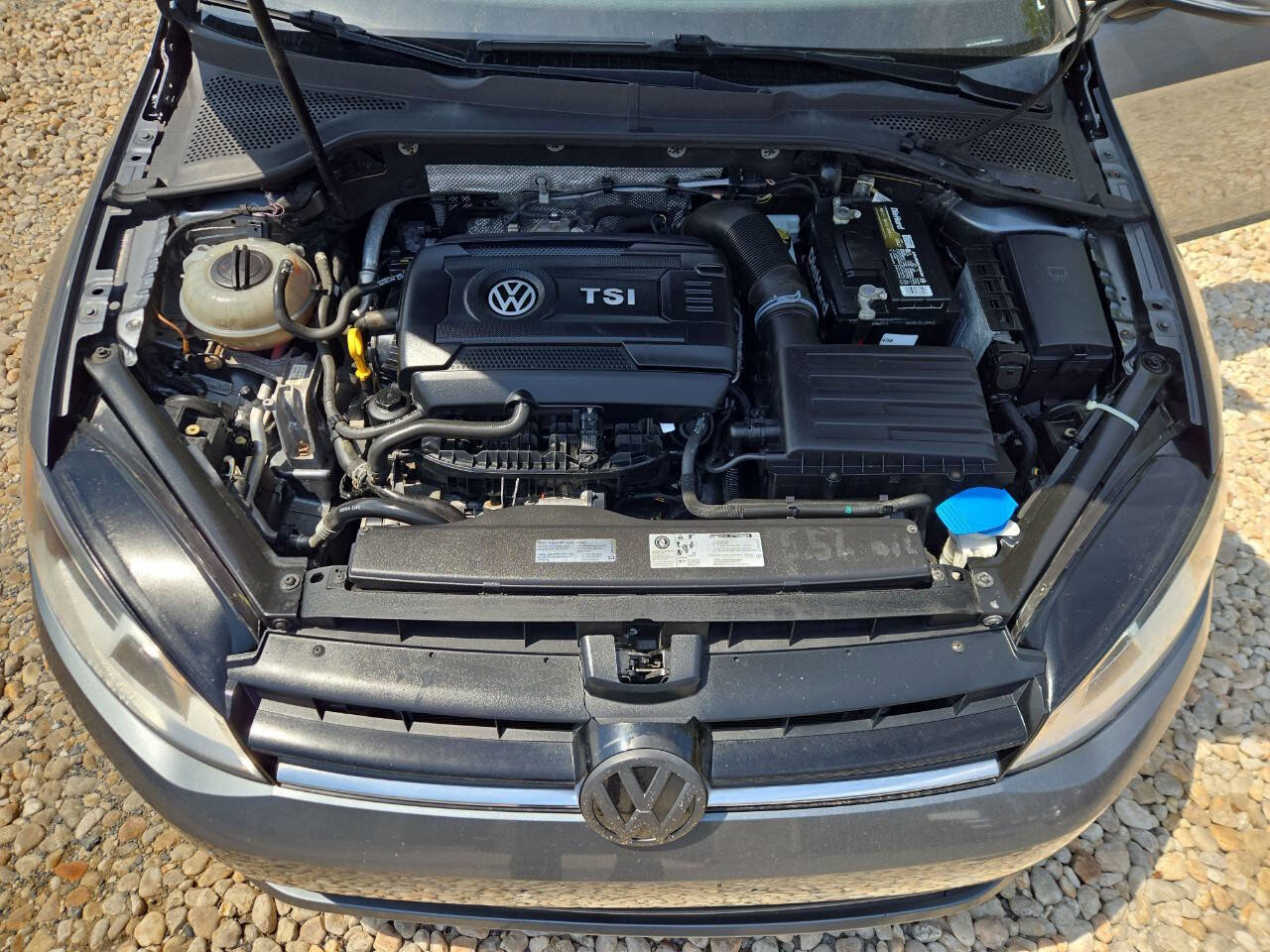 Used 2017 Volkswagen Golf S FWD image 12