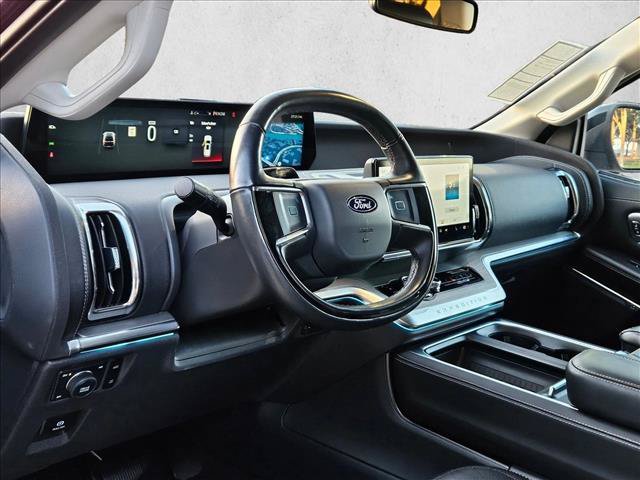 Certified 2025 Ford Expedition Max Platinum AWD/4WD image 9