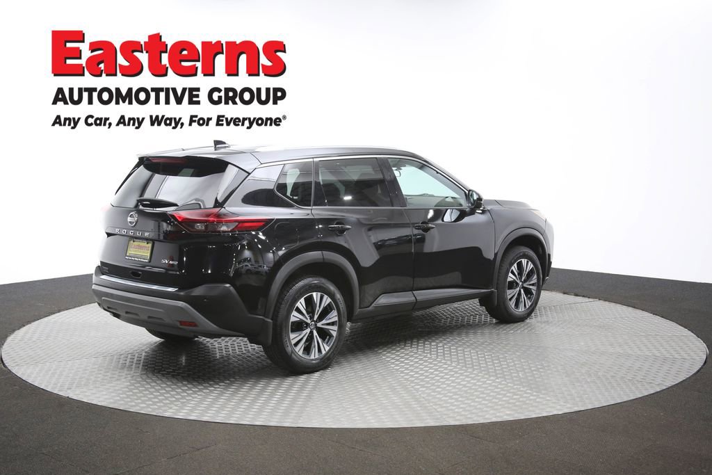 Used 2021 Nissan Rogue SV w/ Premium Package image 45