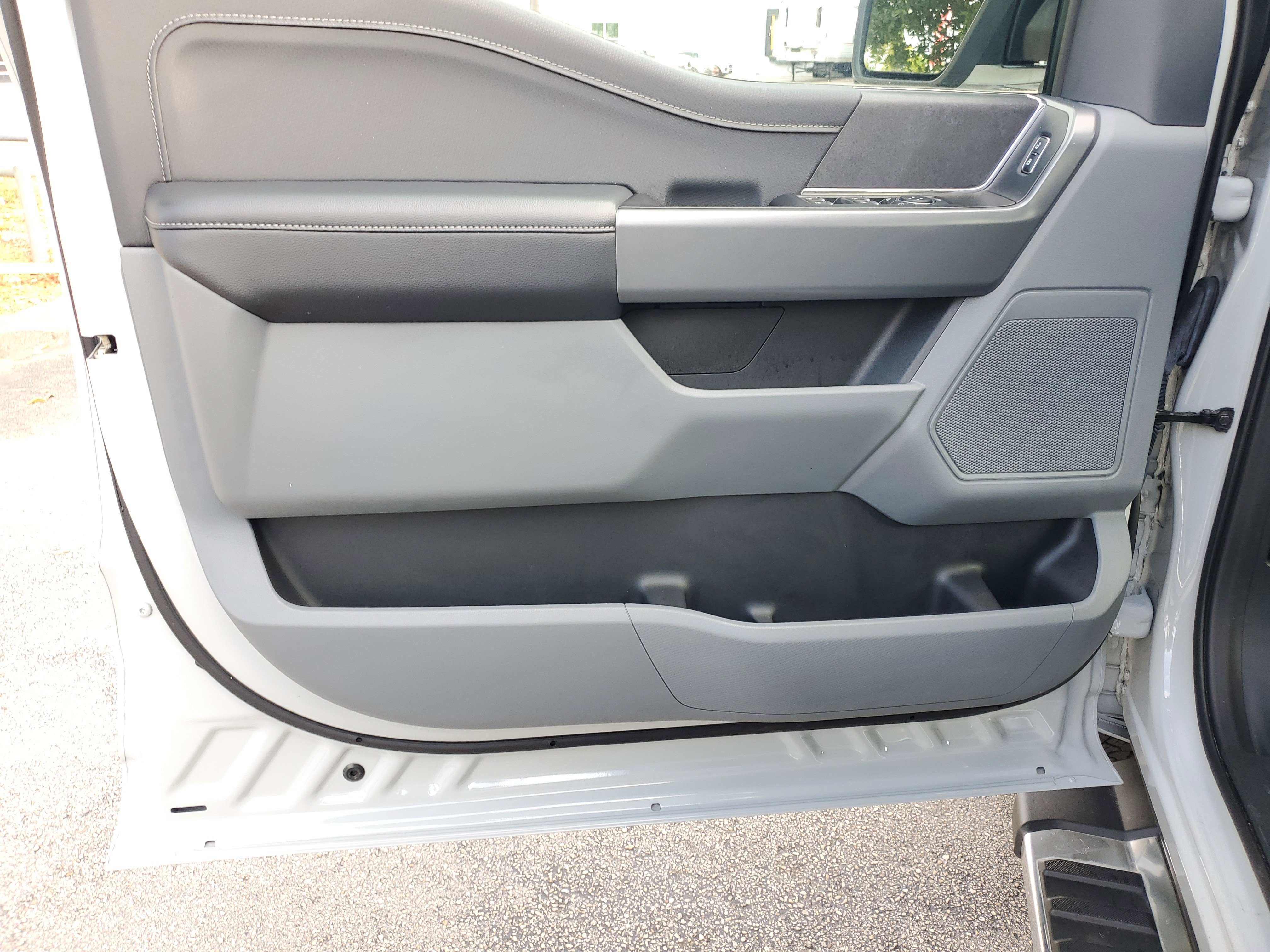 Used 2024 Ford F150 XLT w/ Equipment Group 302A MID image 16