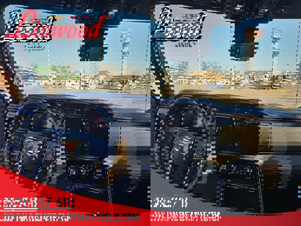 New 2026 GMC Sierra 2500 AT4 w/ AT4 Premium Plus Package image 9