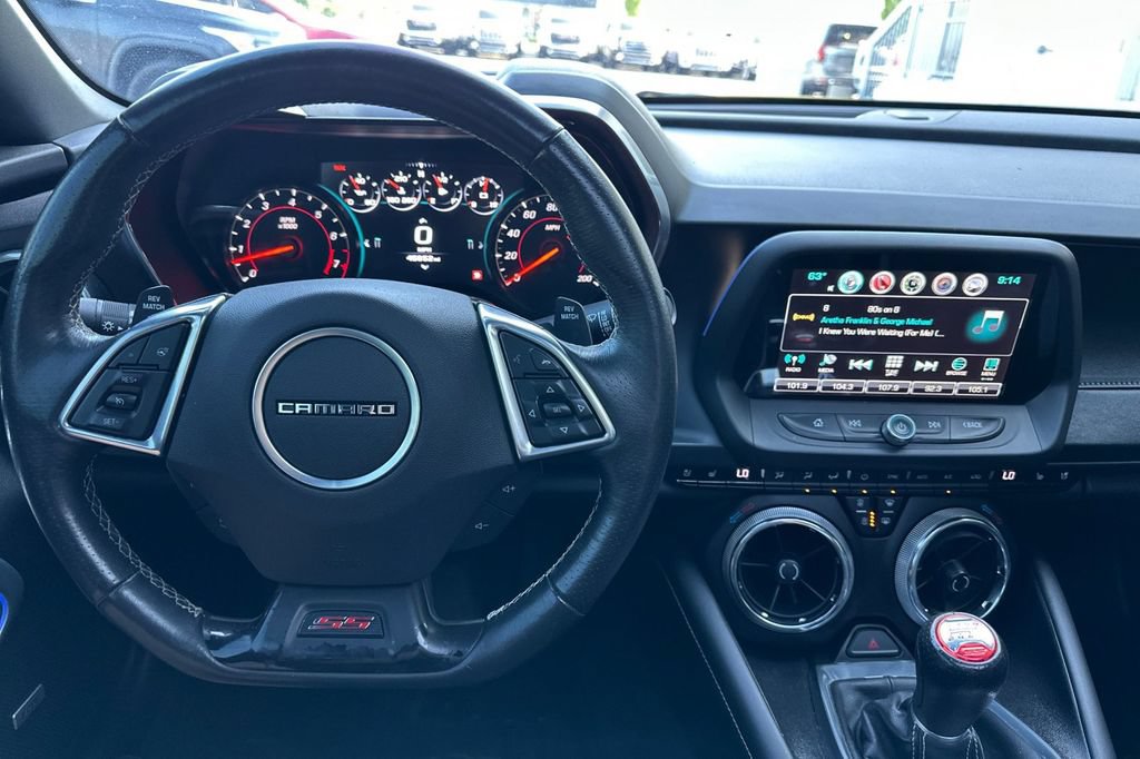 Used 2016 Chevrolet Camaro SS RWD image 13