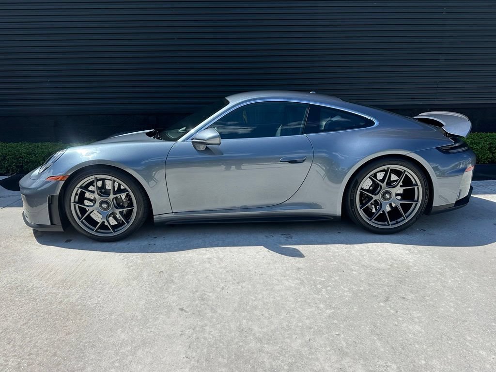 Certified 2026 Porsche 911 GT3 RWD image 2