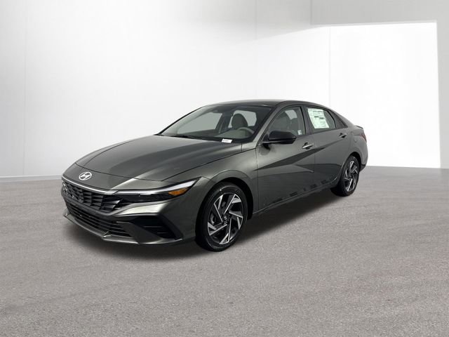 Used 2025 Hyundai Elantra Sport FWD image 11