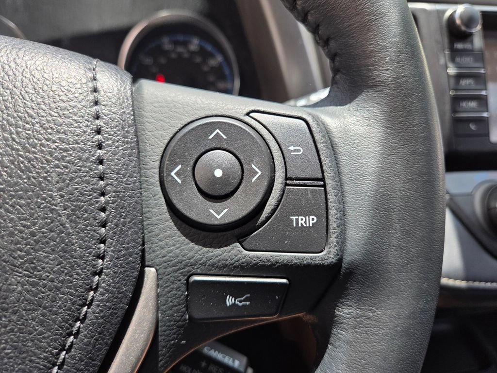 Used 2017 Toyota RAV4 Limited FWD image 23