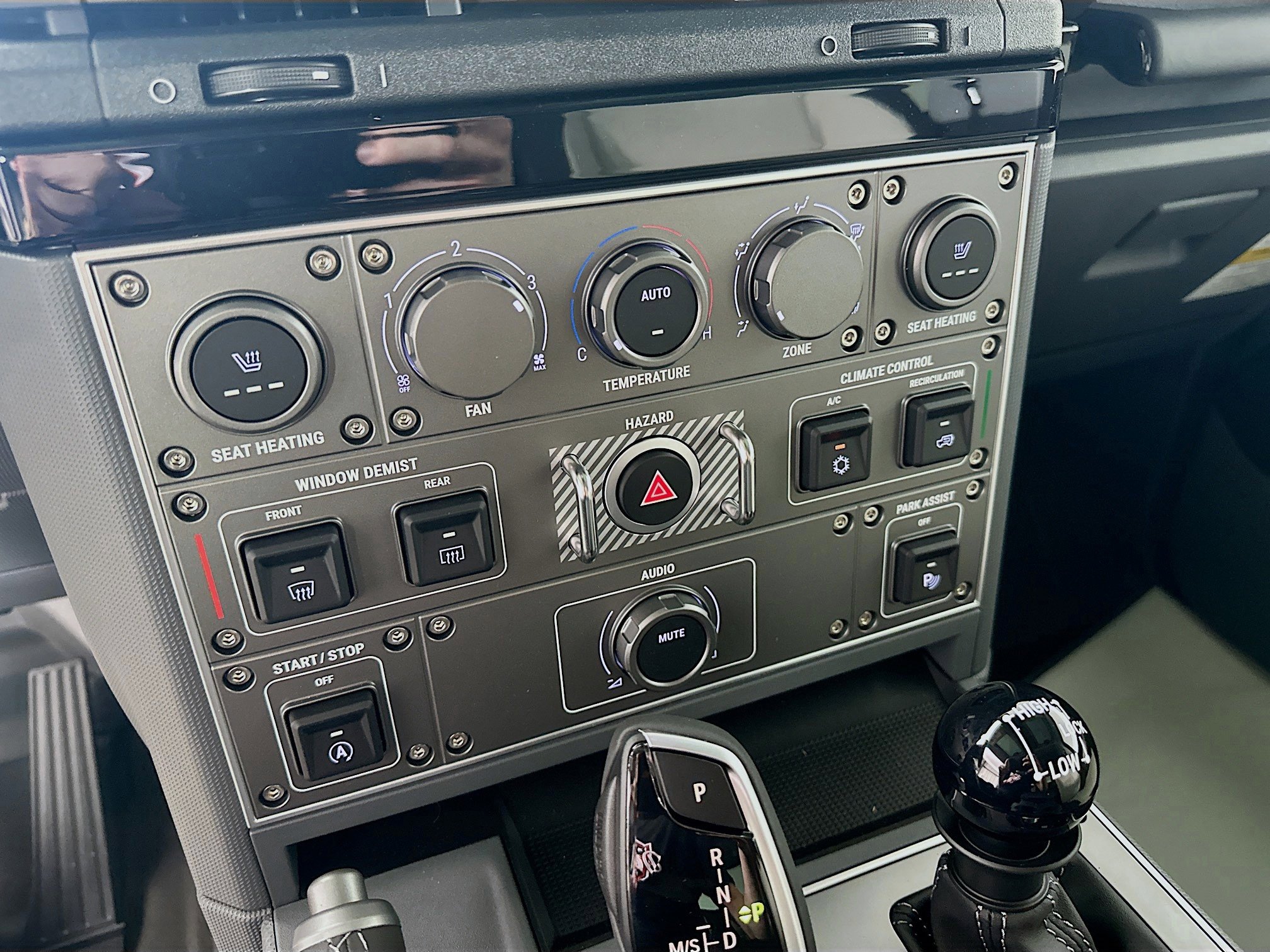 New 2025 INEOS Grenadier Fieldmaster Edition AWD/4WD image 27