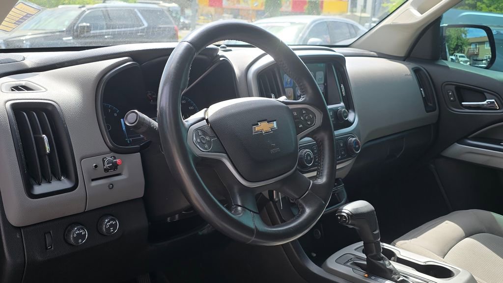 Used 2018 Chevrolet Colorado LT AWD/4WD image 10