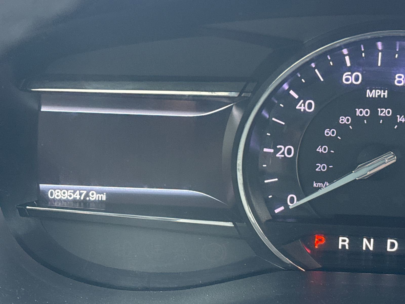 Used 2018 Ford Explorer Limited w/ Ford Safe & Smart Package FWD image 23