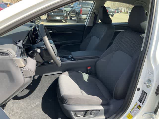 Used 2026 Toyota Camry LE w/ Convenience Package FWD image 12