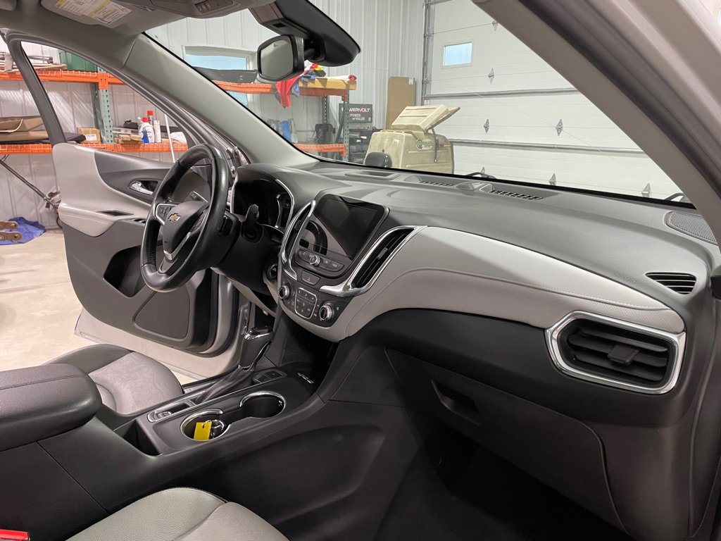 Used 2021 Chevrolet Equinox Premier image 26
