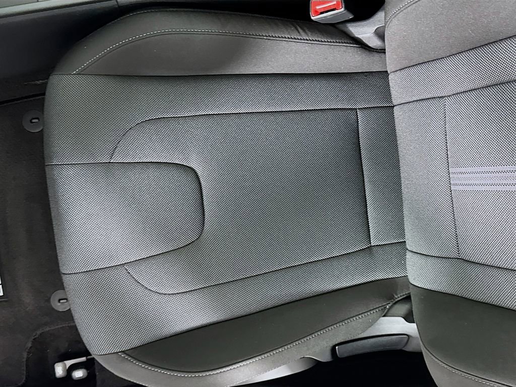 New 2026 Hyundai Elantra SE image 19