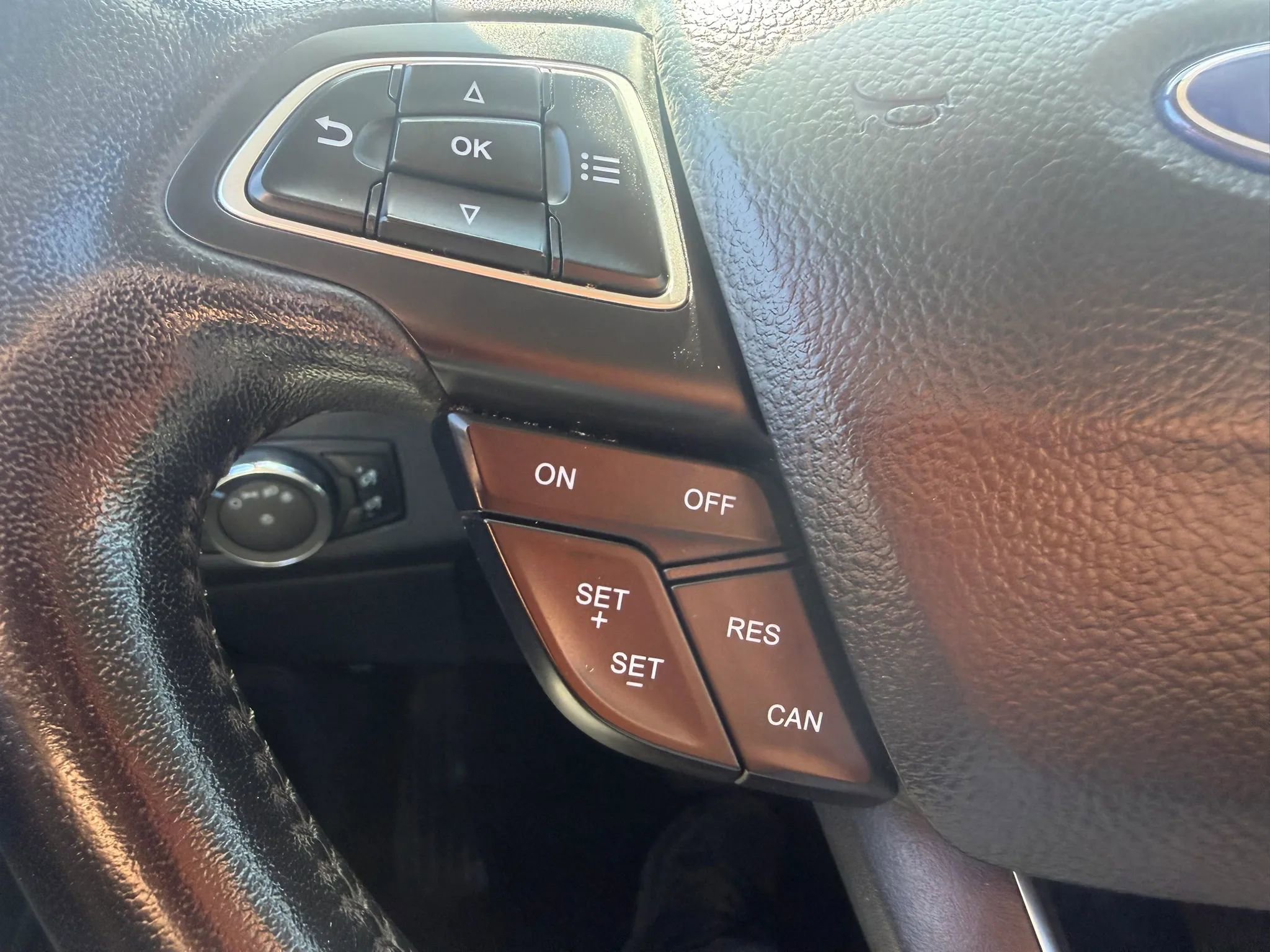 Used 2020 Ford EcoSport Titanium FWD image 14