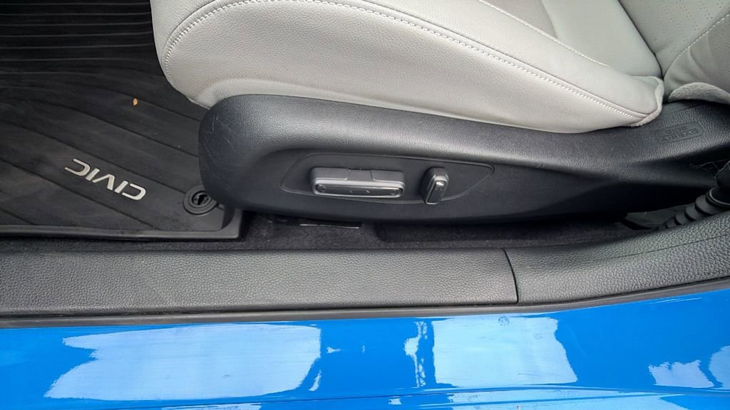 Used 2025 Honda Civic Sport Touring image 20