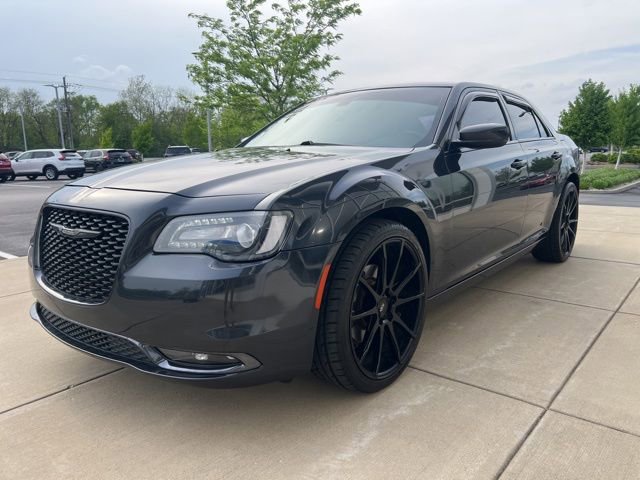 Used 2016 Chrysler 300 S image 10