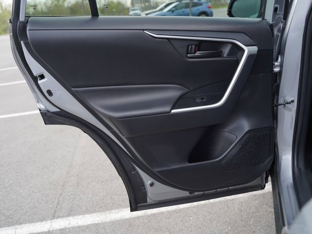 Used 2024 Toyota RAV4 LE FWD image 15