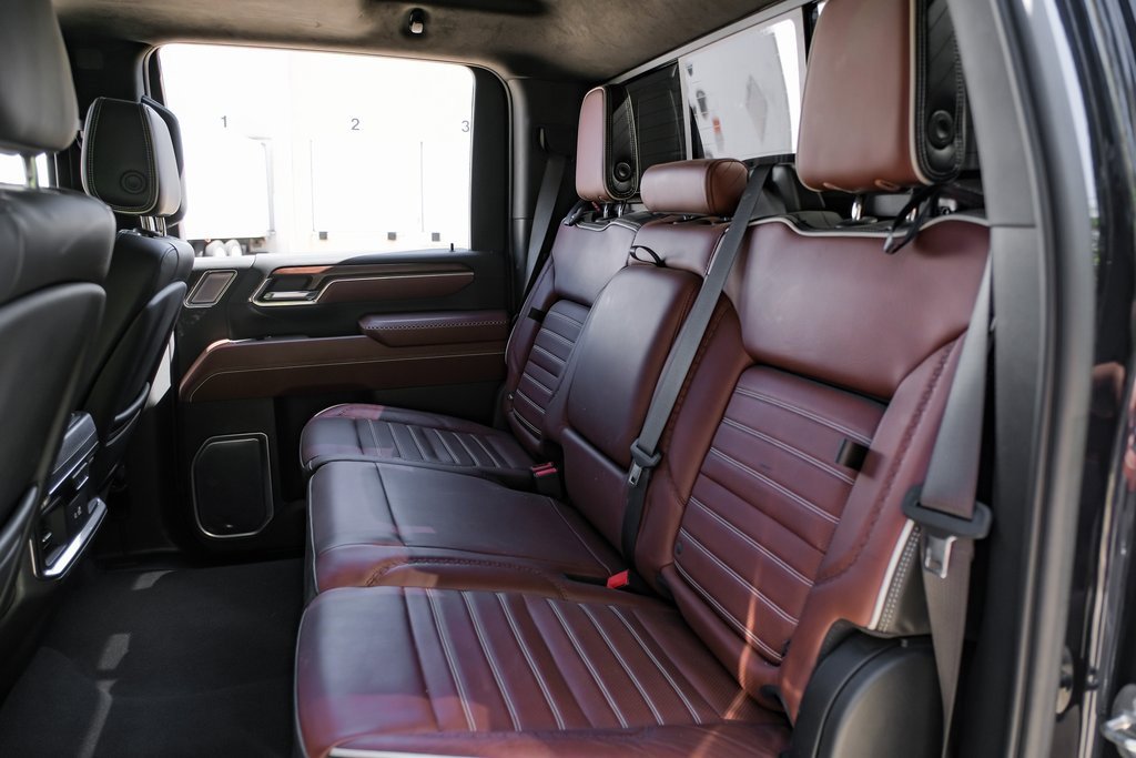 Used 2024 GMC Sierra 3500 Denali Ultimate image 41