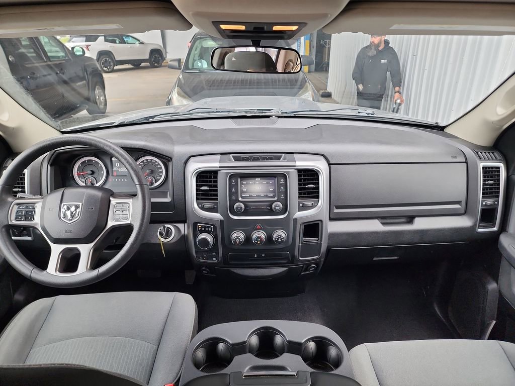 Used 2024 RAM 1500 Classic SLT AWD/4WD image 18