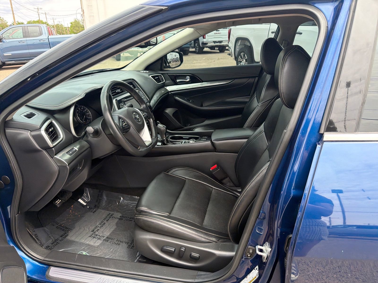 Used 2022 Nissan Maxima SV w/ Floor Mat Group FWD image 14
