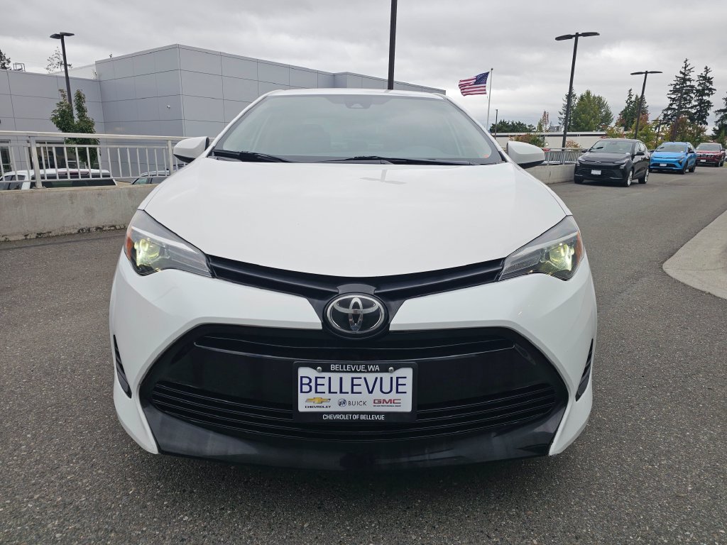 Used 2019 Toyota Corolla LE FWD image 3
