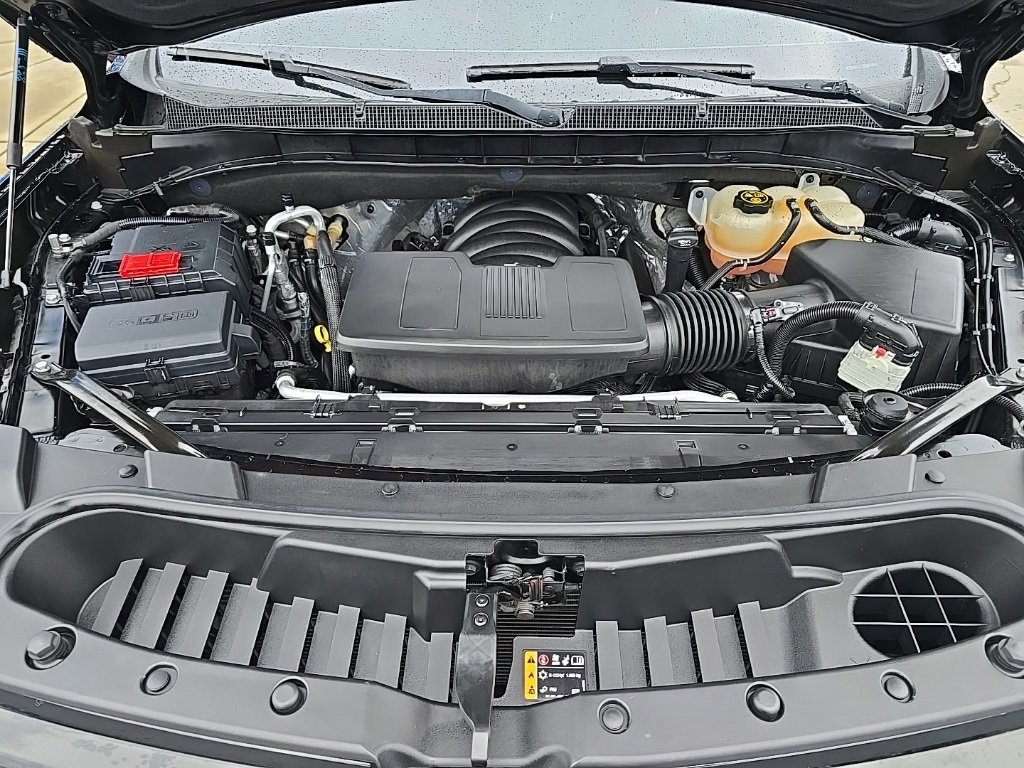 Used 2022 Chevrolet Suburban Premier image 36