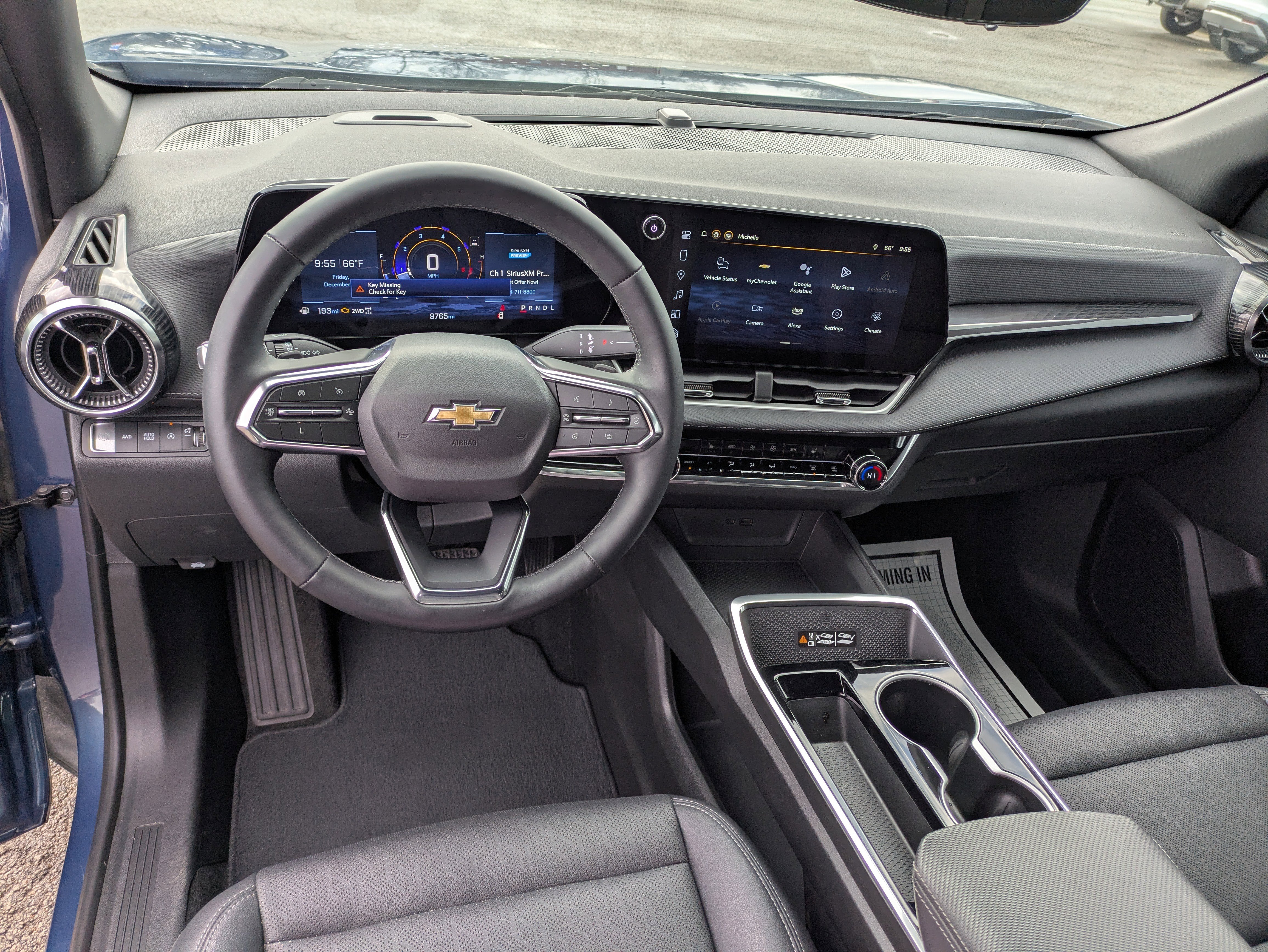 Used 2025 Chevrolet Equinox LT w/ Convenience Package II image 13