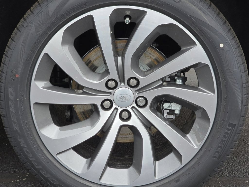 New 2025 Land Rover Discovery Sport Dynamic SE AWD/4WD image 50