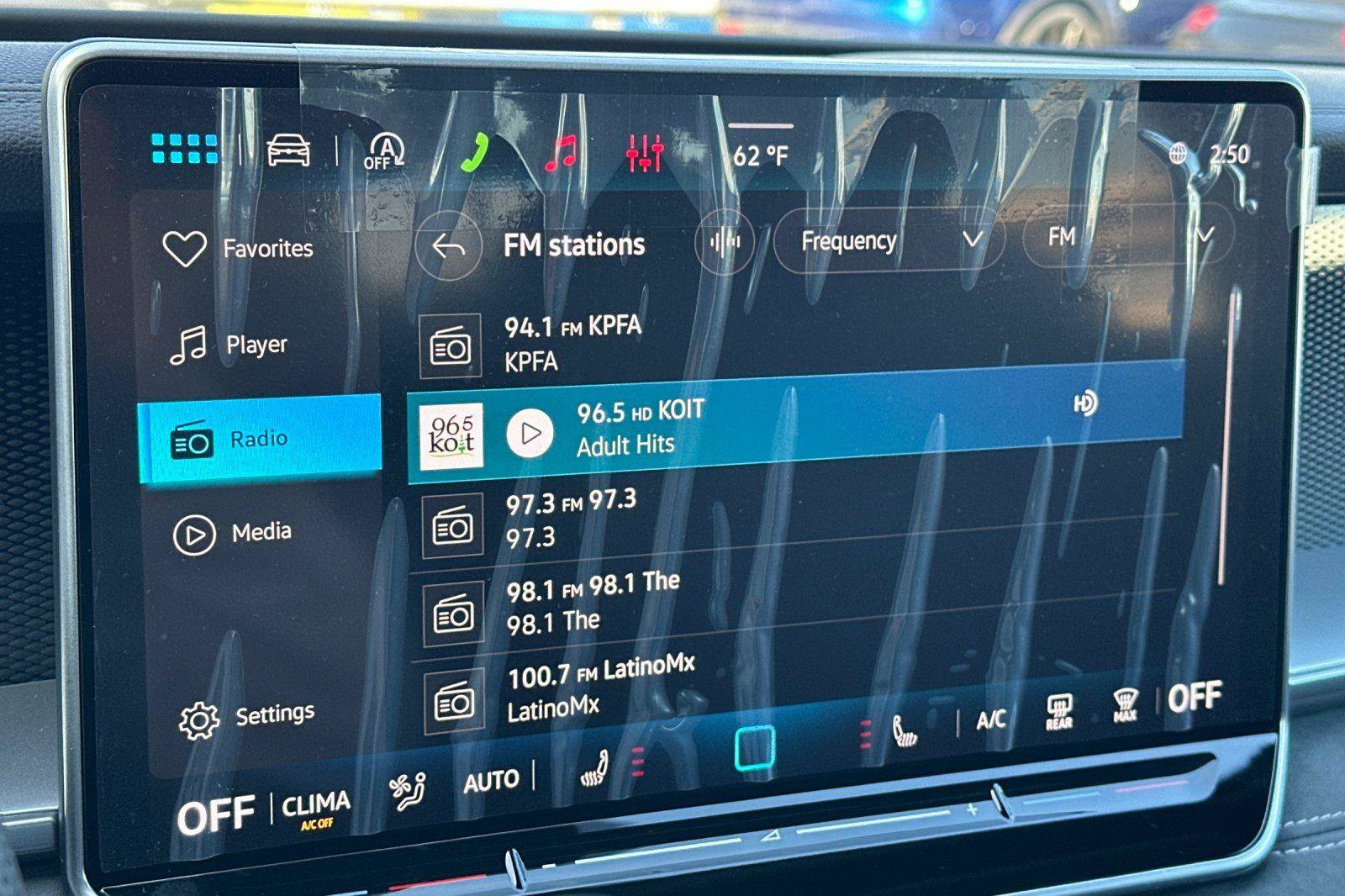 New 2026 Volkswagen Tiguan SE R-Line image 17