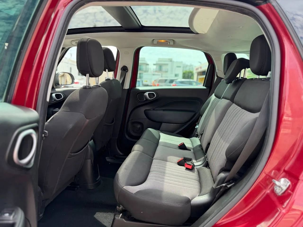 Used 2016 FIAT 500L Trekking FWD image 28