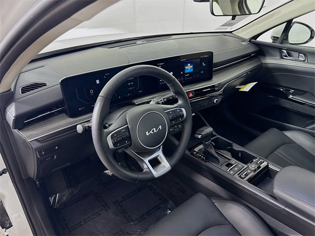 Used 2025 Kia K5 EX image 9