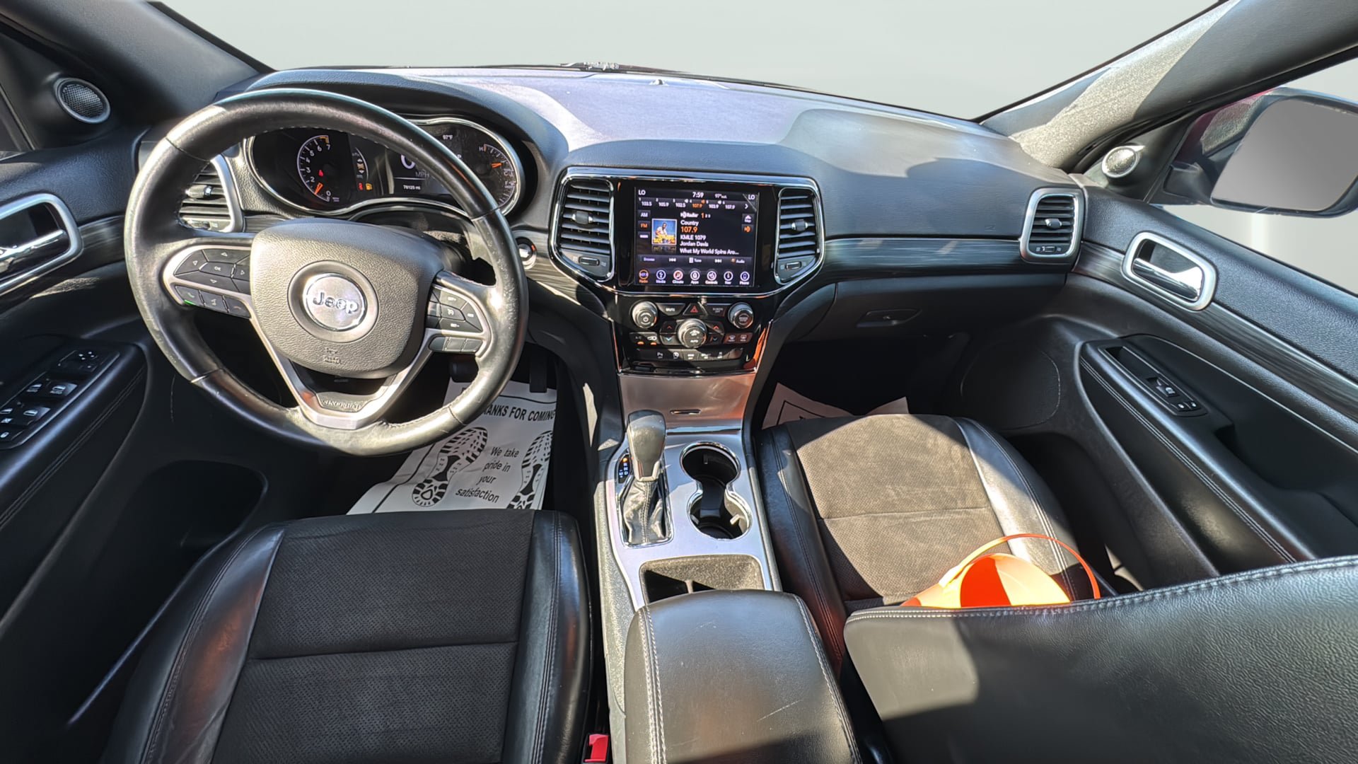 Used 2019 Jeep Grand Cherokee Altitude RWD image 31