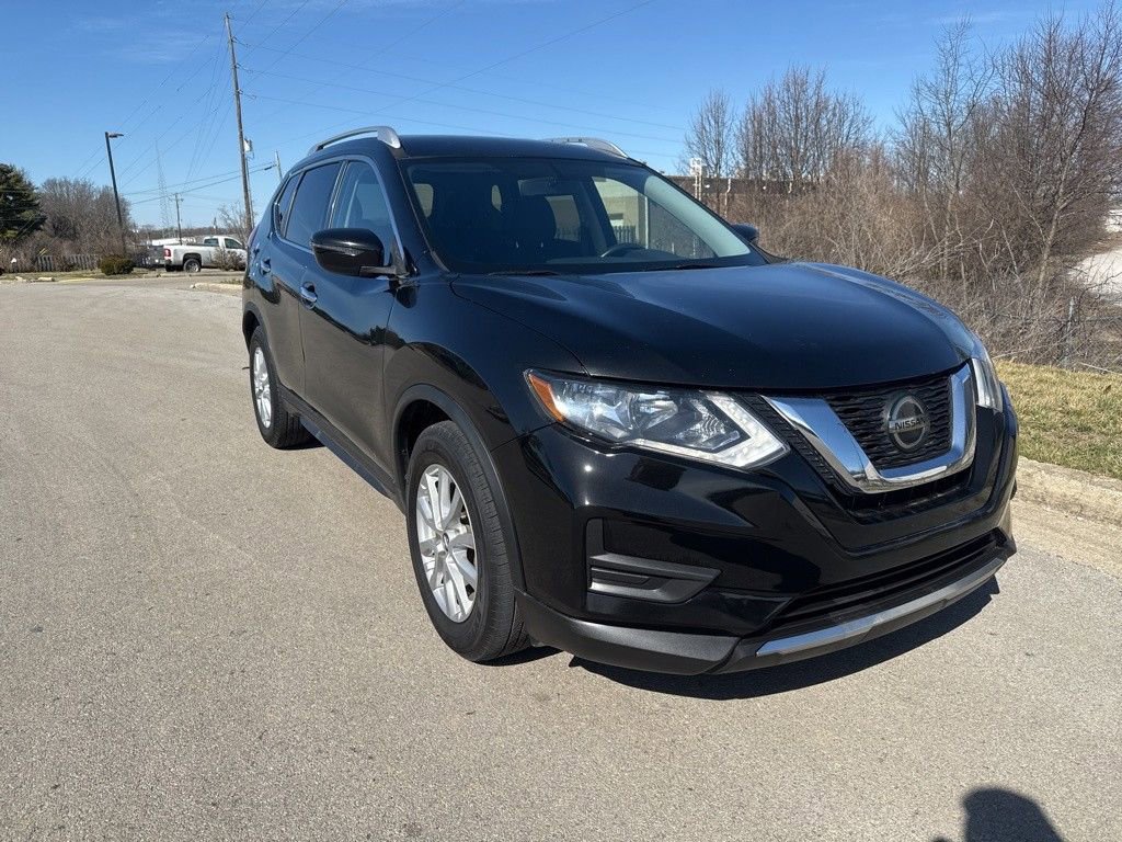 Used 2018 Nissan Rogue SV FWD image 2