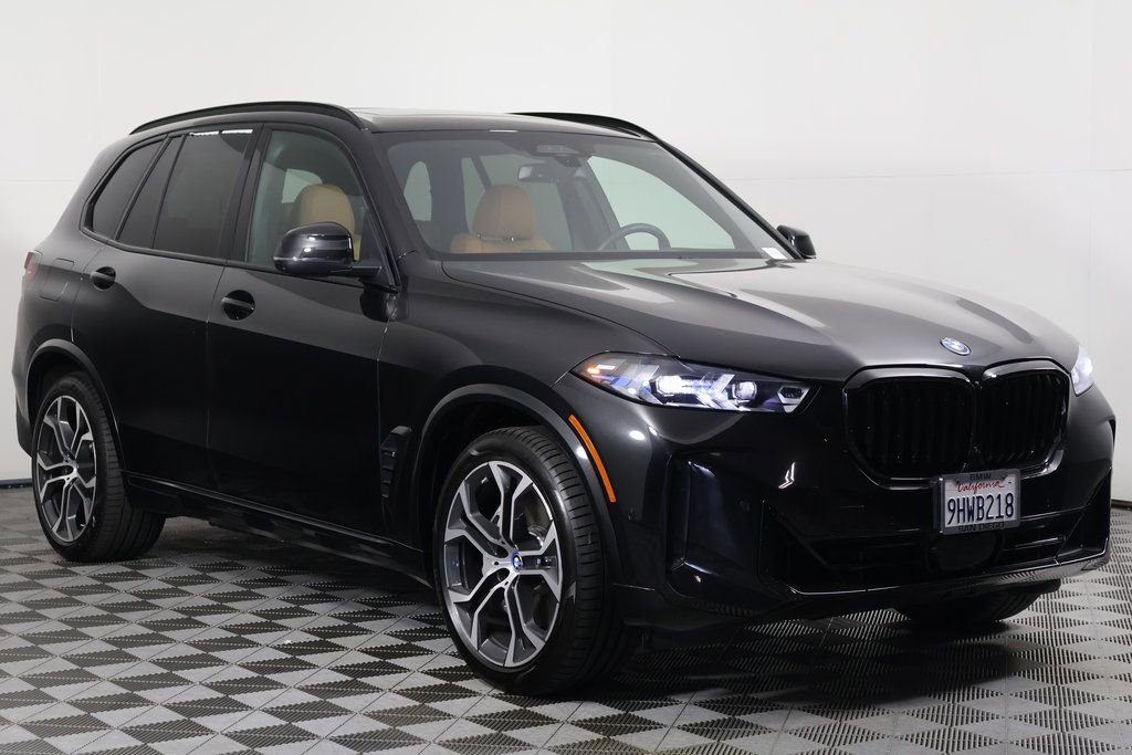 Certified 2024 BMW X5 xDrive50e w/ Premium Package AWD/4WD image 3