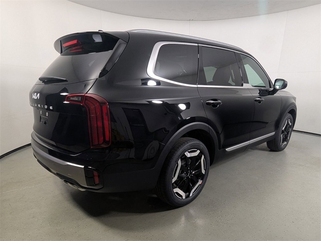 New 2025 Kia Telluride S image 7